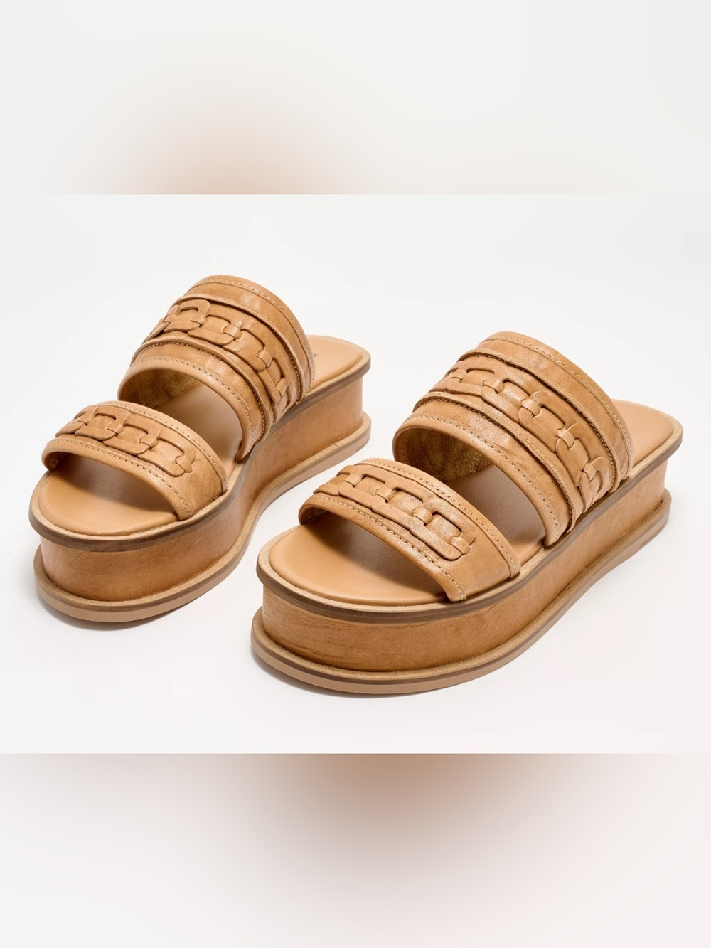 NWOT Kelsi Dagger Drift Leather Sandals